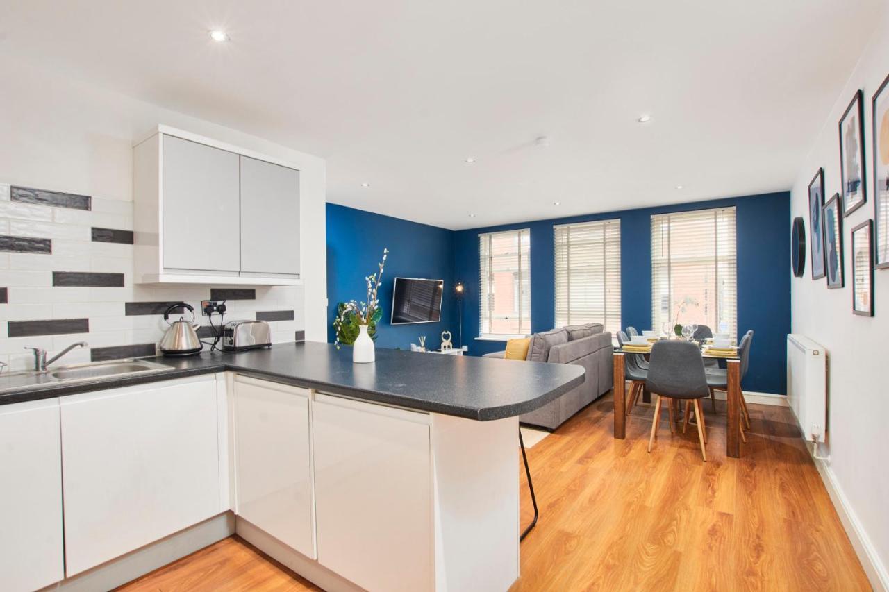 リーズStunning City Centre 3 Bed, 3 Bath - Sleeps 8!アパートメント エクステリア 写真