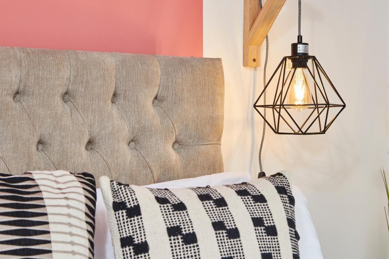 リーズStunning City Centre 3 Bed, 3 Bath - Sleeps 8!アパートメント エクステリア 写真