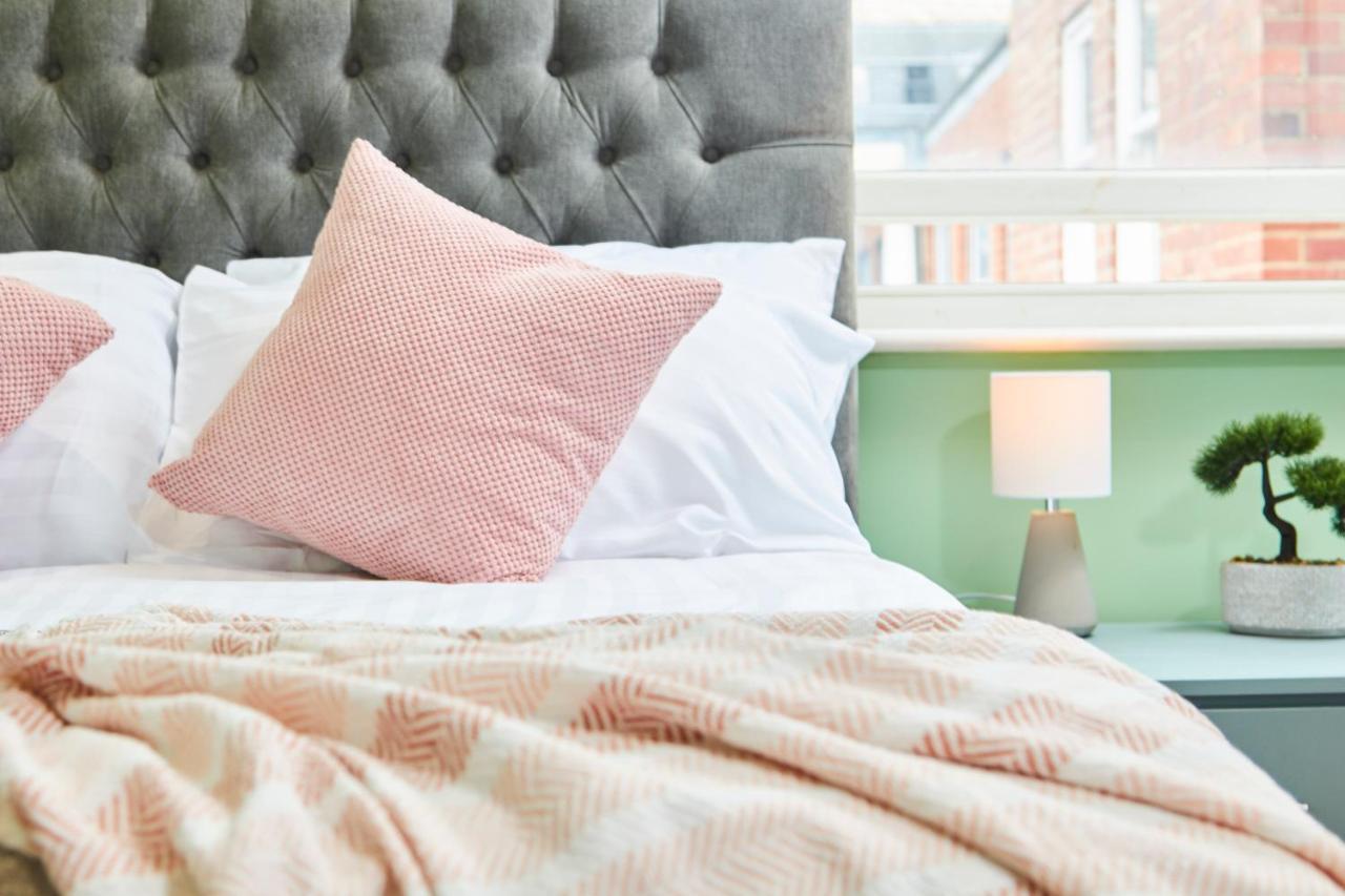 リーズStunning City Centre 3 Bed, 3 Bath - Sleeps 8!アパートメント エクステリア 写真