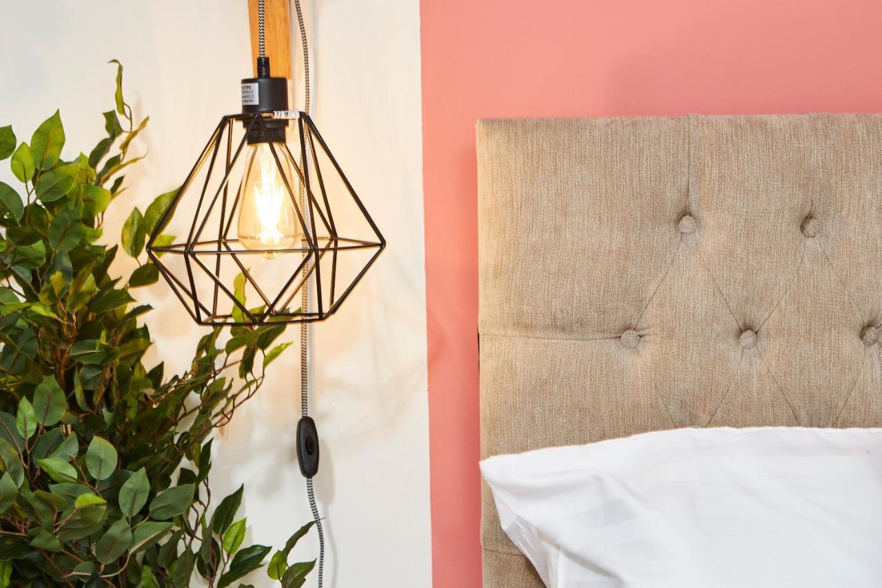リーズStunning City Centre 3 Bed, 3 Bath - Sleeps 8!アパートメント エクステリア 写真