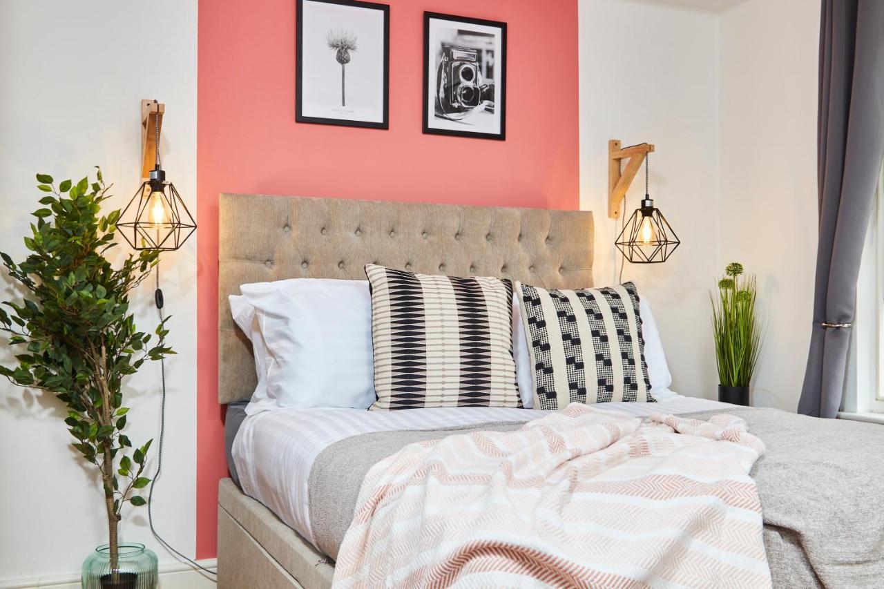 リーズStunning City Centre 3 Bed, 3 Bath - Sleeps 8!アパートメント エクステリア 写真